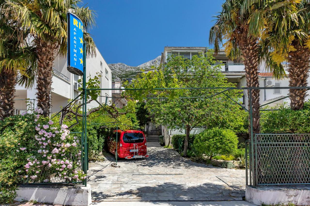 Apartments & Rooms Rica Makarska Esterno foto